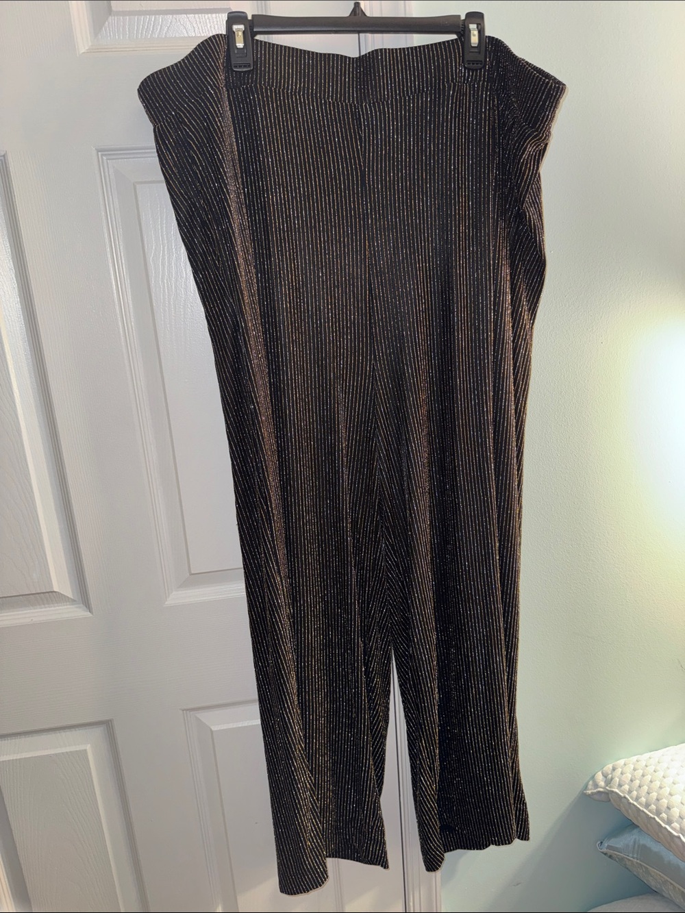 torrid Black Wide-Leg Pants with Metallic Pinstripe
